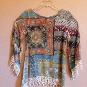 Woman's tunic top